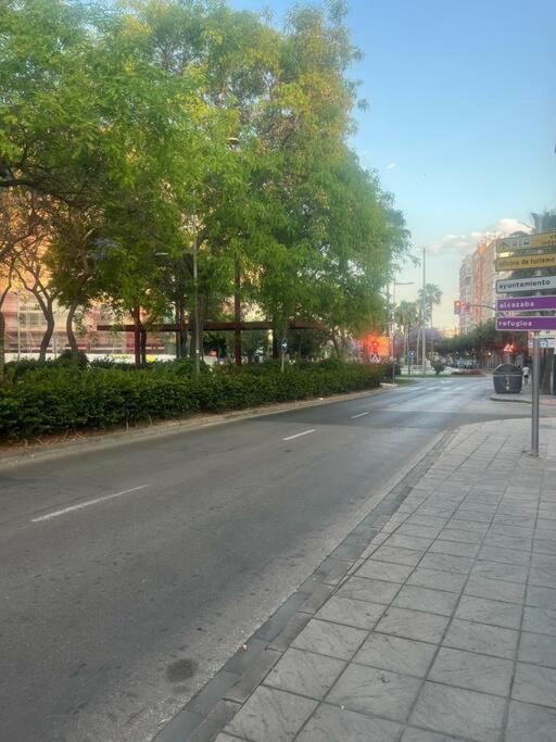 Apartamento Rambla De อัลเมรีอา ภายนอก รูปภาพ